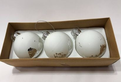 WHITE SILVER FOIL BAUBLE PACK